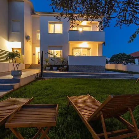 Villa Unica Biograd Na Moru Exterior photo