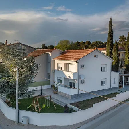 Villa Unica Biograd Na Moru Exterior photo